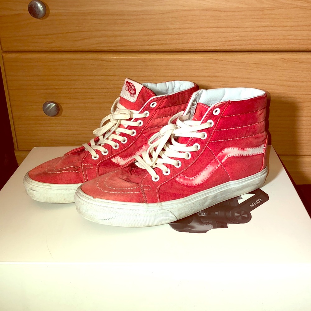 Vans Sk8 hi Acid Wash Red (Size 9.5)